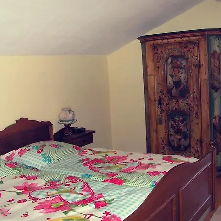 호텔 Garni Haus Alpine - Chiemgau Karte Inkl 3*
