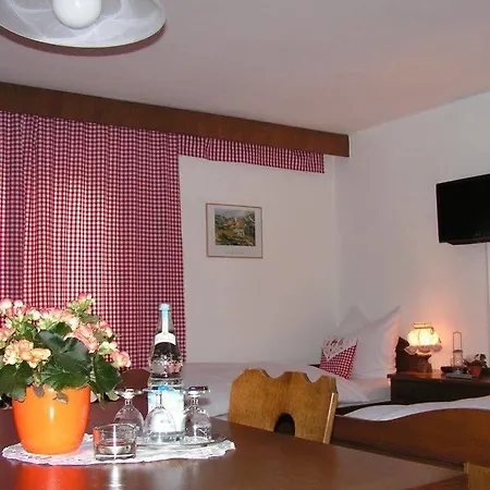 Garni Haus Alpine Hotel Ruhpolding