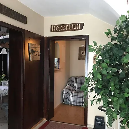 Garni Haus Alpine Hotel Ruhpolding